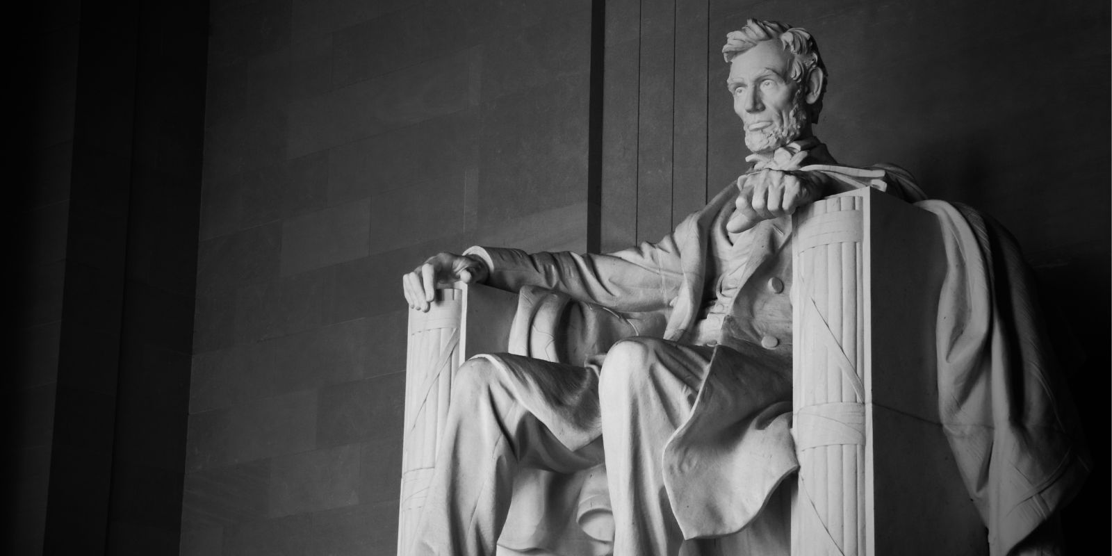 November 6th: Lincoln Elected As 16th President